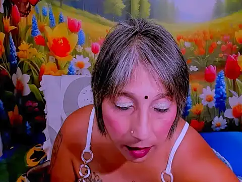indianroxy 现场XXX聊天