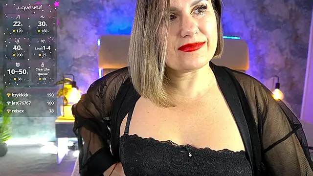 KiraRoxx – Live XXX-chat