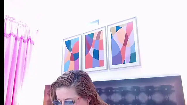 sandra_20 Adlı Modelin Canlı XXX Sohbeti