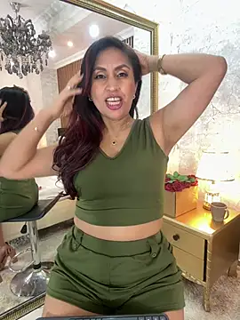 แชท XXX สดของ MonicaMoret