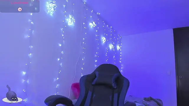 roseliam25のライブXXXチャット