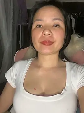 Ivy_Trix2 现场XXX聊天