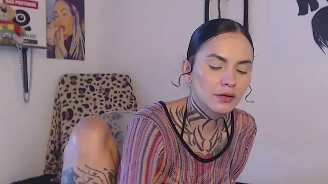 Perola__May's Live XXX Chat