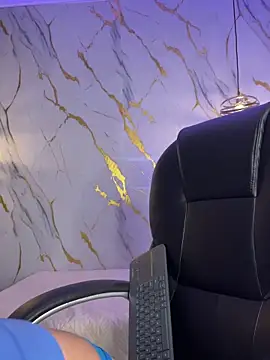 Scaarlettfox's Live XXX Chat