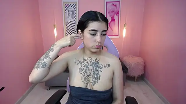 Adri_gomez_x Chat XXX in diretta