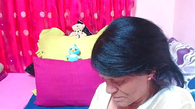 SLUTTYROXY 网络视讯表演