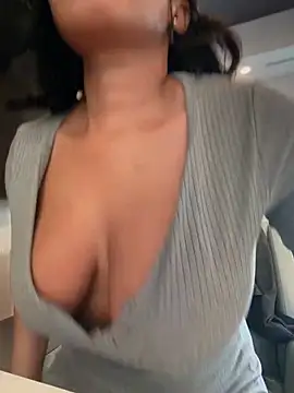 Czat XXX na żywo – Belle___