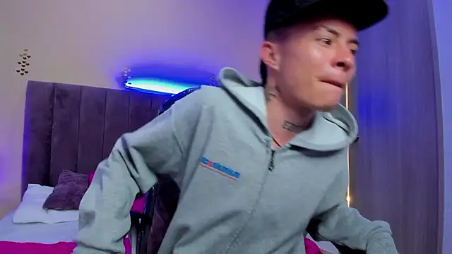 Nascary_Fox's Live XXX Chat