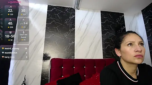 Show modela SofiaMoreno_ na web-kameri