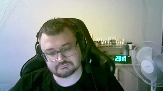 SirAbuser Live XXX Chat