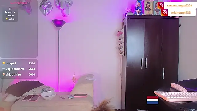 samara_veguz222: απευθείας συνομιλία ΧΧΧ