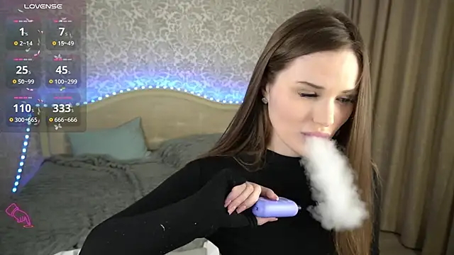 CrystalBlissi's Live XXX Chat