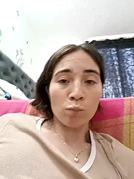 Chat +18 de Marilixx_20 ao vivo