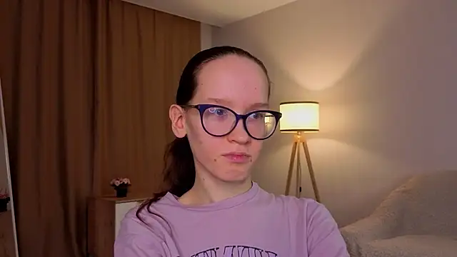 BettyBrowni 现场XXX聊天