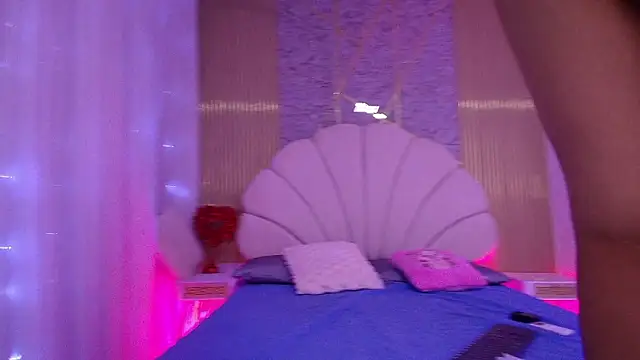 aisha_sh   – Naživo XXX chat