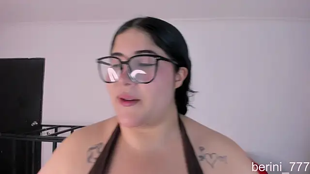 AmberiniHoffman Chat XXX live