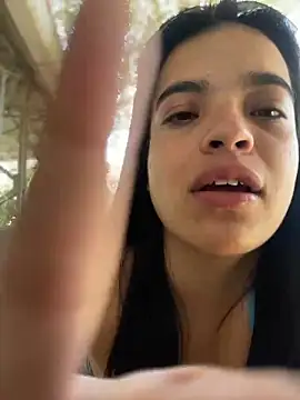 JuanitaMore01 即時 XXX 聊天