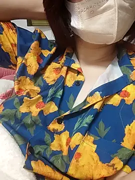 miniiceyyaのライブXXXチャット