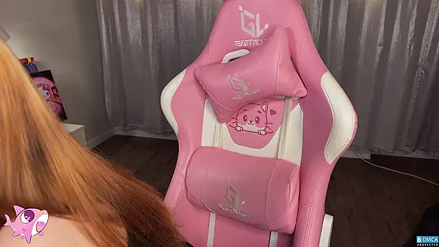 PinkSharkyのライブXXXチャット