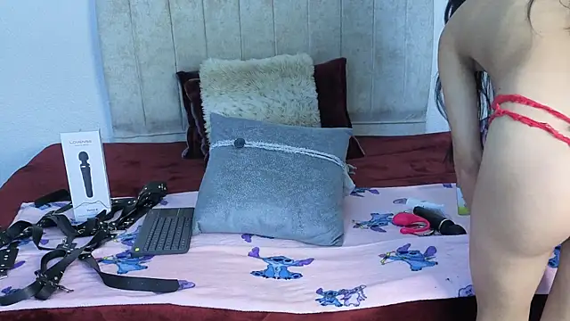 Petite_pepper লাইভ XXX চ্যাট