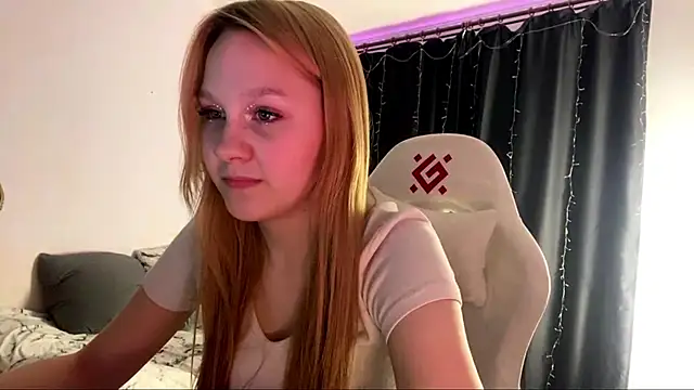 axin_burnell's Live XXX Chat