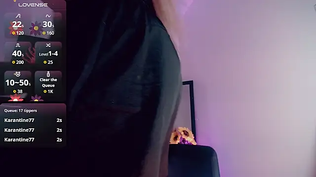 Mayka_Hot's Webcam Show