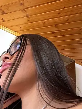 Cloe_pink1's Live XXX Chat