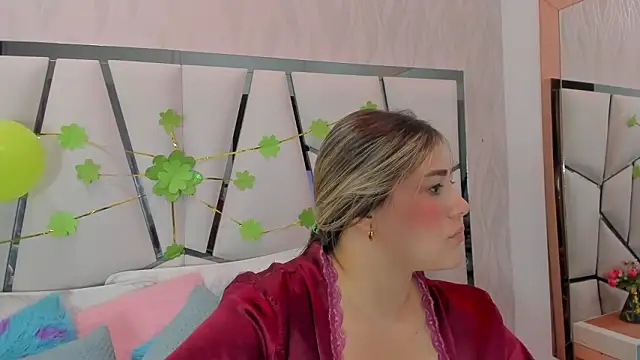 Chat XXX en directo de kimberly7_