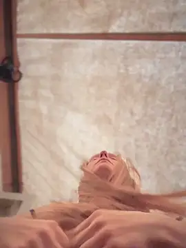 Chat XXX ao vivo de GoldenFlameGoddess