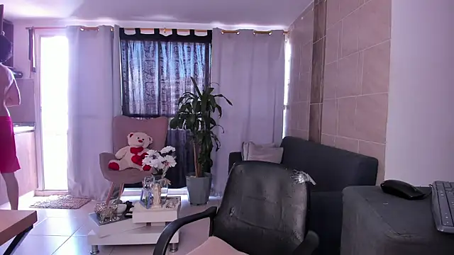 ghatto_cmilkpunch Webcam Show