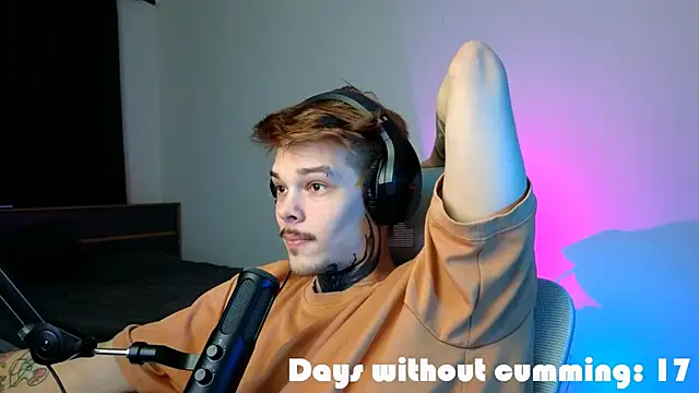 XXX chat uživo modela DENIS_HERE