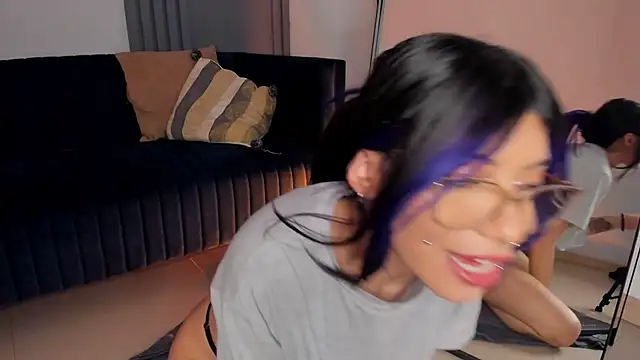 Violetta_Nur 现场XXX聊天