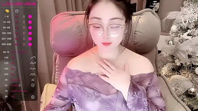 Monica-666888-: онлайн-секс-чат