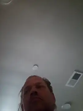 yourMasterisBored's Webcam Show