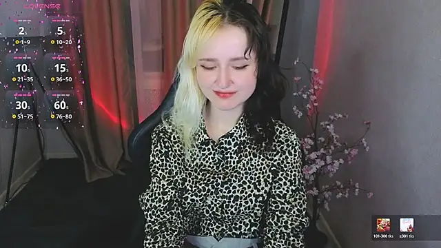 LinaVeritas' Live XXX Chat