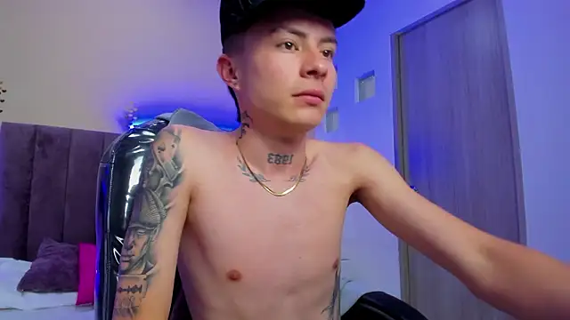 Nascary_Fox's Live XXX Chat