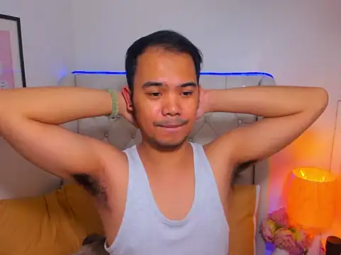 Pokazy przed kamerką – AsianZero