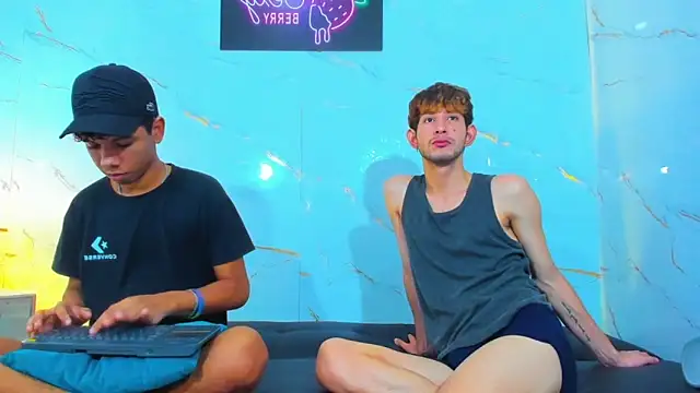 Spicy_guys Webcamshow