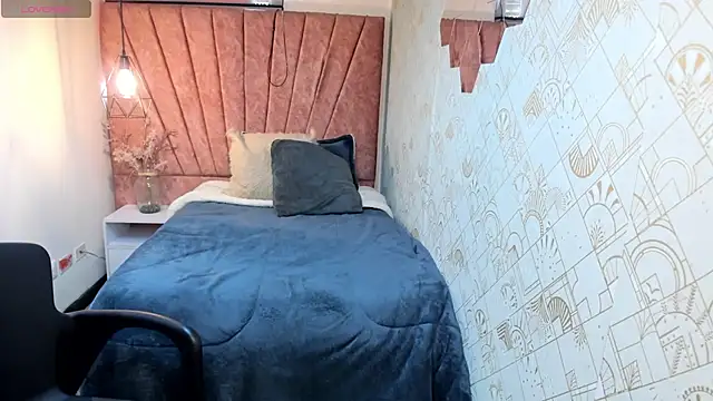 دردشة Zoe__Taylor__ الجنسية المباشرة