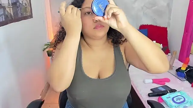 XXX chat uživo modela Lunastar02