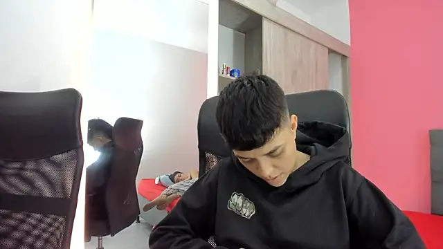 Chat XXX en directo de ariloe_quintero