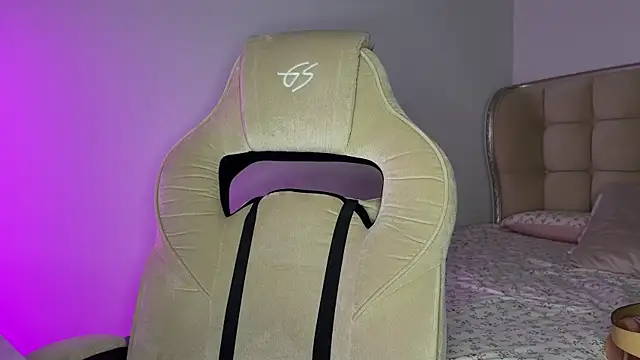 XXX chat uživo modela MarlynRobertsen