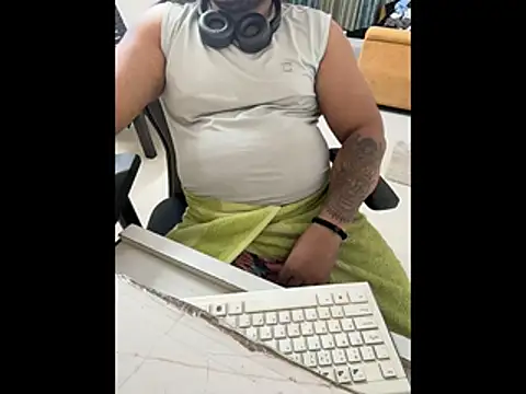 FlirtyxBoy Pertunjukan Webcam