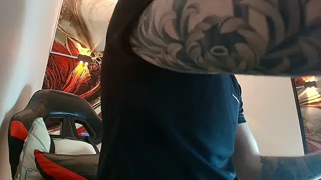 Luke_davis01 Adlı Modelin Canlı XXX Sohbeti