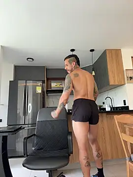 Chat +18 de fitnolan ao vivo