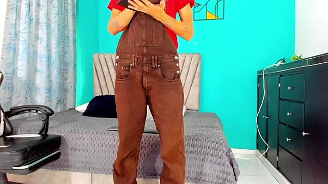 Maikol_Ortiz Adlı Modelin Canlı XXX Sohbeti