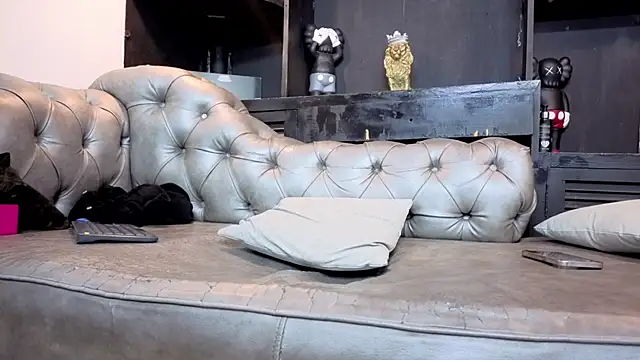 matteosantos Adlı Modelin Canlı XXX Sohbeti