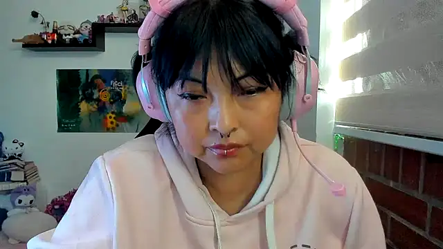 Shaddycute_'s Live XXX Chat