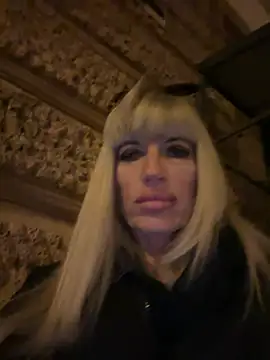 AlinaGrosu Chat XXX in diretta