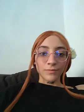 Dani-peggin Chat XXX in diretta